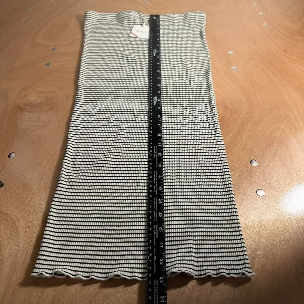 Kule Women's Black and Cream Skirt